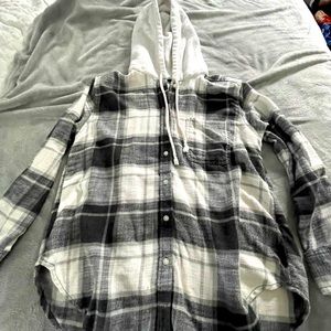 American eagle hooded flannel, size SM black and grey plaid